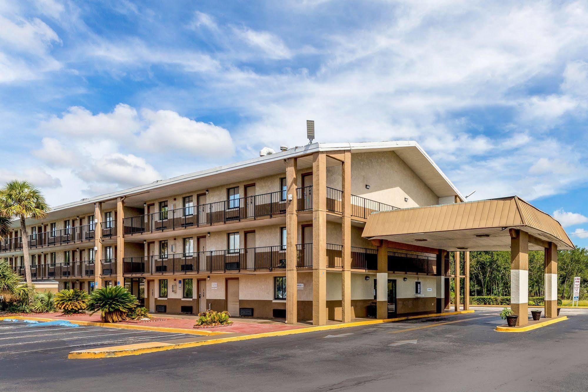 Rodeway Inn Fairgrounds-Casino Tampa Eksteriør billede