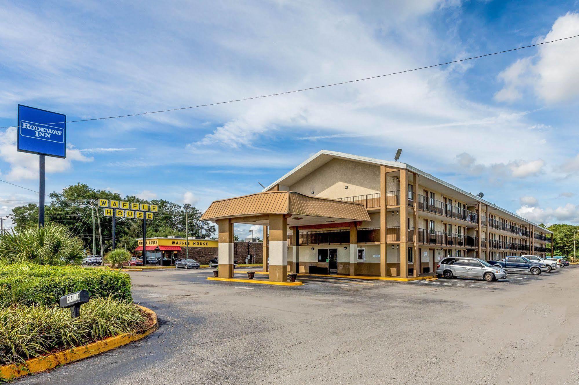 Rodeway Inn Fairgrounds-Casino Tampa Eksteriør billede
